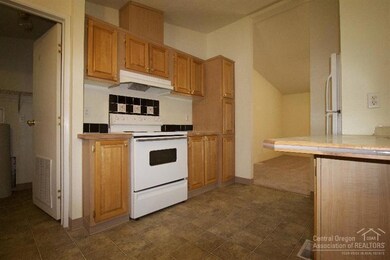 unlisted-address, Bend, OR 97707 - photo 4