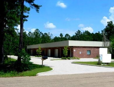 59040 Amber St unit A, Slidell, LA 70461 - photo 2