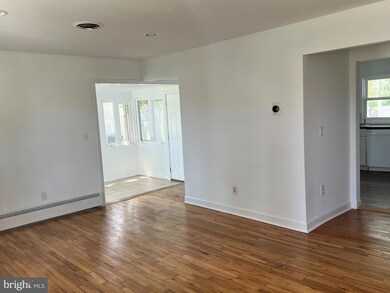 209 E Maple Ave, Saint Michaels, MD 21663 - photo 6