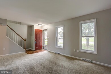 256 W Fulton St, New Holland, PA 17557 - photo 3