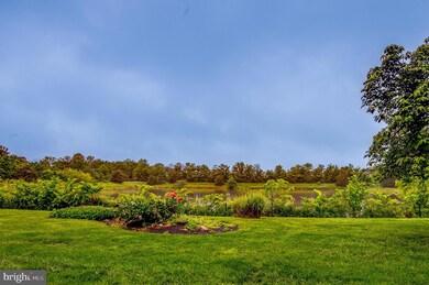 8060 Stonewall Brigade Ct unit 101, Manassas, VA 20109 - photo 3