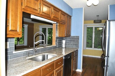 11 Eaton Cir, Bella Vista, AR 72715 - photo 4