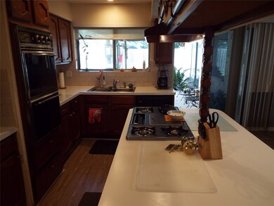 10922 Mackenzie Dr, Houston, TX 77086 - photo 7