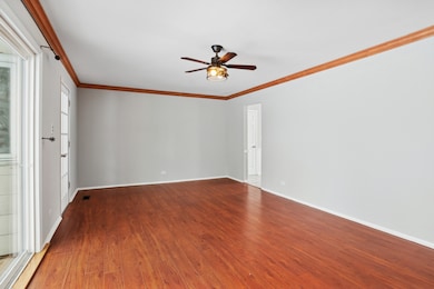 1902 N Washington St, Wheaton, IL 60187 - photo 2