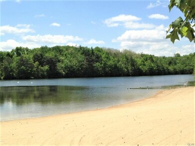 125 Penn Dr, Lehighton, PA 18235 - photo 4