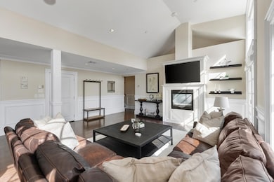 606 E 4th St unit 301, Boston, MA 02127 - photo 6