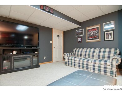 107 Westpoint N, Jacksonville, IL 62650 - photo 5