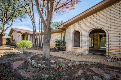 3313 74th St unit 3311 74th, Lubbock, TX 79423 - photo 2
