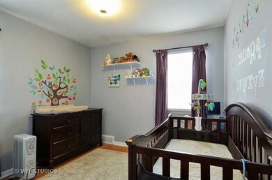 813 N Loomis St, Naperville, IL 60563 - photo 6