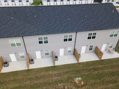 220 Drayton Dr unit D, Clarksville, TN 37042 - photo 2