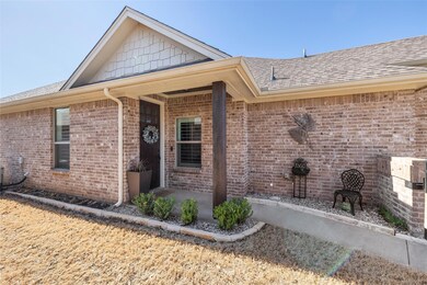 206 Captains Ct, Granbury, TX 76049 - photo 7