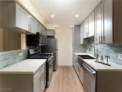 3318 N Decatur Blvd unit 2149, Las Vegas, NV 89130 - photo 3