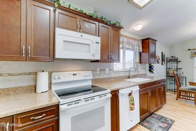 2101 S Meridian #99-6