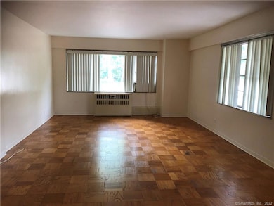 Cartwright Towers II unit 1C, Bridgeport, CT 06604 - photo 4