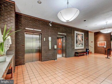 Winthrop House Condominium, Baltimore, MD 21218 - photo 4