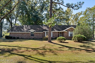 1 Exterior (1 of 3)