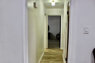 1201 Bayou Dr, Alvin, TX 77511 - photo 6