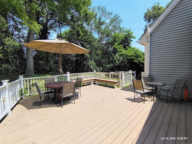 Large back deck with built in benches