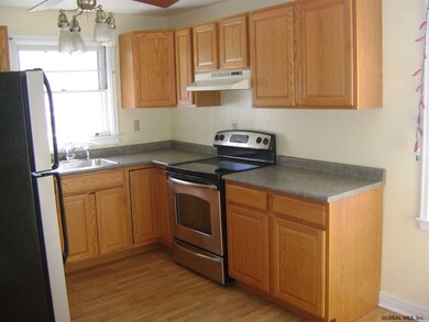 53 Wilkins Ave, Albany, NY 12205 - photo 3