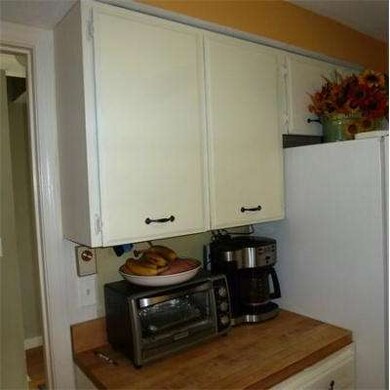 34 Webster Ct unit 34, Amherst, MA 01002 - photo 4