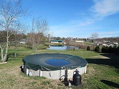 Above ground pool