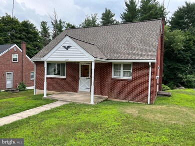 220 W Spring St, Bechtelsville, PA 19505 - photo 6