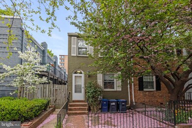 2435 I St NW unit A, Washington, DC 20037 - photo 2