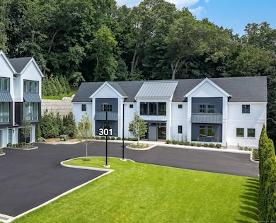 785 Post Rd E unit 301, Westport, CT 06880 - photo 2