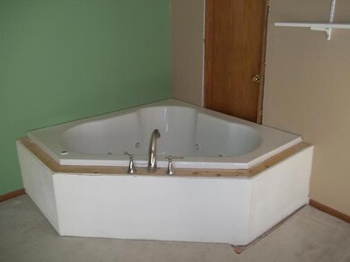 303 1st St SE, Mandan, ND 58554 - photo 7