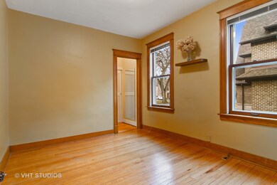 628 S Fairview Ave, Elmhurst, IL 60126 - photo 2