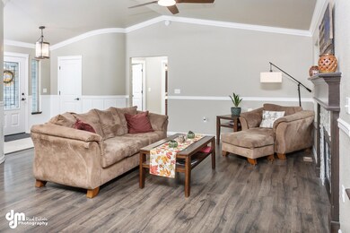 Living Room_DMD_4686-FULL
