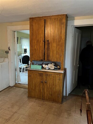 47 Allen St, Rutland, VT 05701 - photo 5