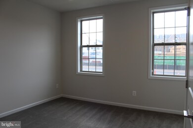 41368 Luttrell Square, Ashburn, VA 20148 - photo 2