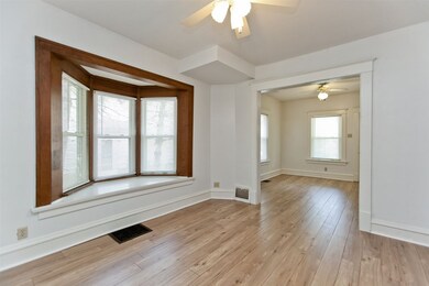 1611 13th Ave SE, Cedar Rapids, IA 52401 - photo 6