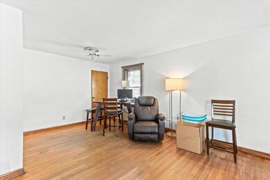 3354 Towers Ct N, Columbus, OH 43227 - photo 6