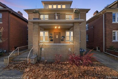 829 Beaconsfield Ave unit 2N, Grosse Pointe Park, MI 48230 - photo 2