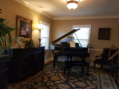 Can be used as a Dining room