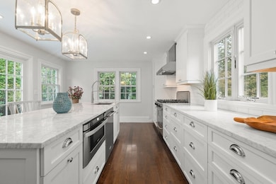 165 Highland St unit 165, Dedham, MA 02026 - photo 7