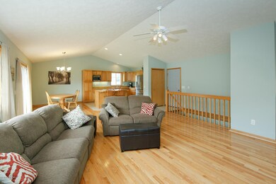 1008 Comstock Ct-105