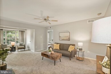 16 Normandy Square Ct unit 3, Silver Spring, MD 20906 - photo 2