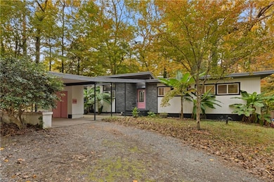 200 Old Landing Rd, Yorktown, VA 23692 - photo 3