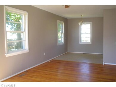 Living Room - Living room adjoining the dining roo