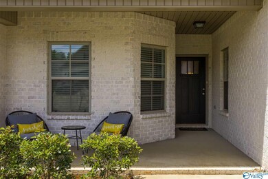 704 Rivulet Dr SW, Huntsville, AL 35824 - photo 3