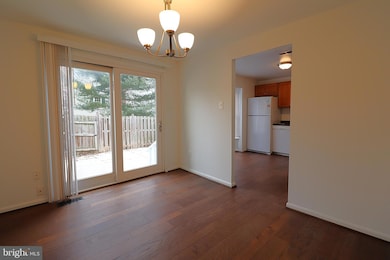 138 Sharpstead Ln, Gaithersburg, MD 20878 - photo 5