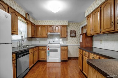 1339 Roselle Ave, Niagara Falls, NY 14305 - photo 6