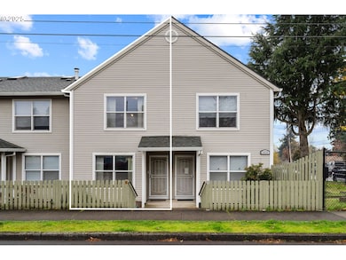 14134 E Burnside St unit 2, Portland, OR 97233 - photo 2