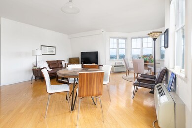 4 Constellation Place unit 410, Jersey City, NJ 07305 - photo 6