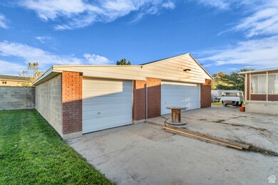 2106 W 13220 S, Riverton, UT 84065 - photo 3