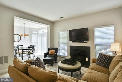 46349 Pryor Square unit 46349, Sterling, VA 20165 - photo 2