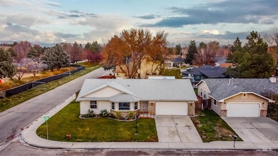 12486 W Sitka Dr, Boise, ID 83713 - photo 2